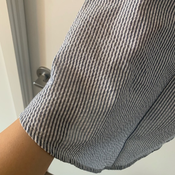 Urban Outfitters (by Kimchi Blue) Cold Shoulder Top with Tie Cuffs, Size Small - Picture 8 of 14